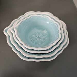 EUC~Pier 1 Teal and White Ceramic  Nesting Measuring Cups/ Bowls.